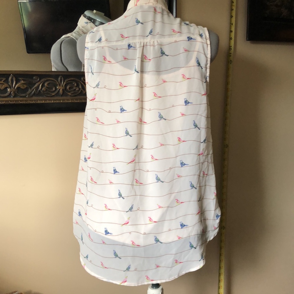 Ladies sleeveless blouse - Picture 2 of 5